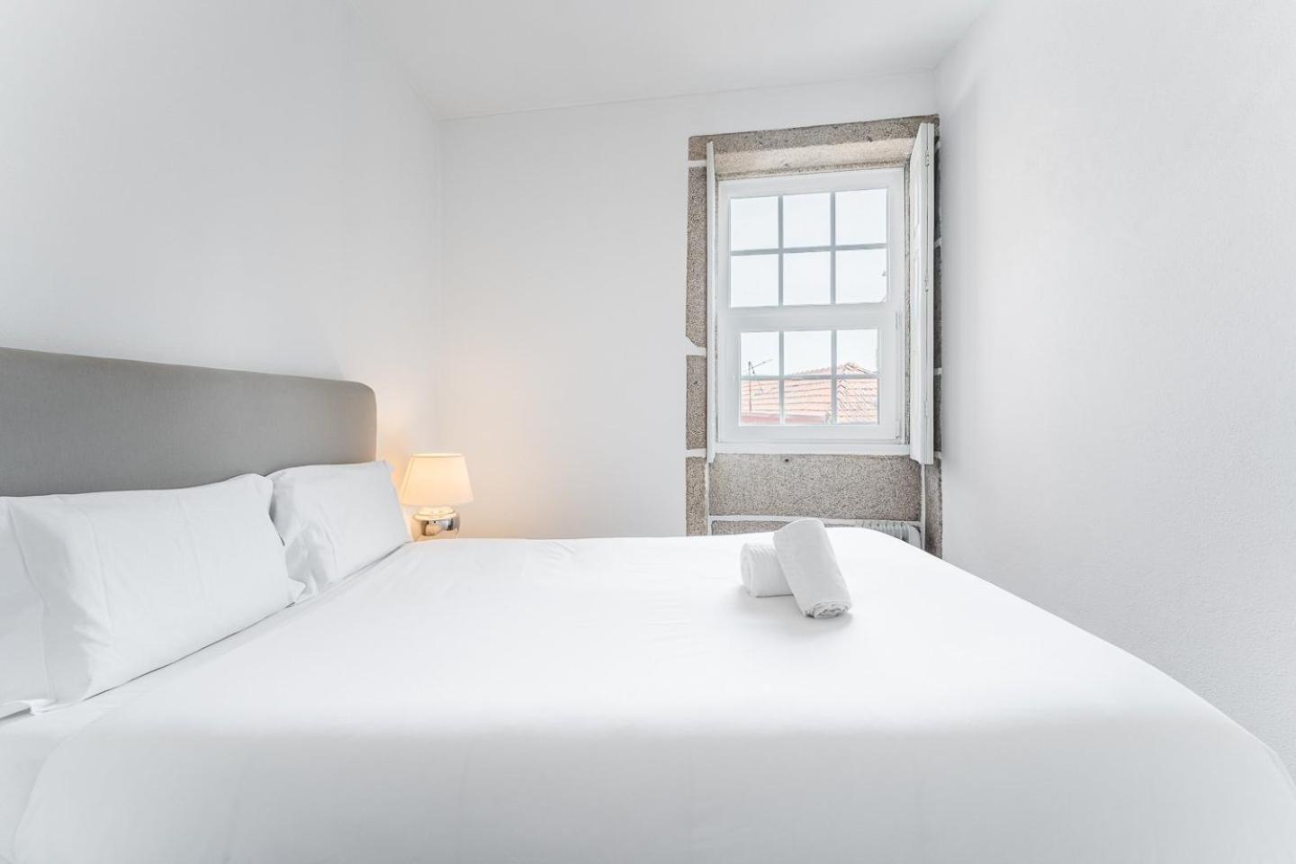 Guestready - Modern Duplex, Neo-Classical Building Porto Exterior photo