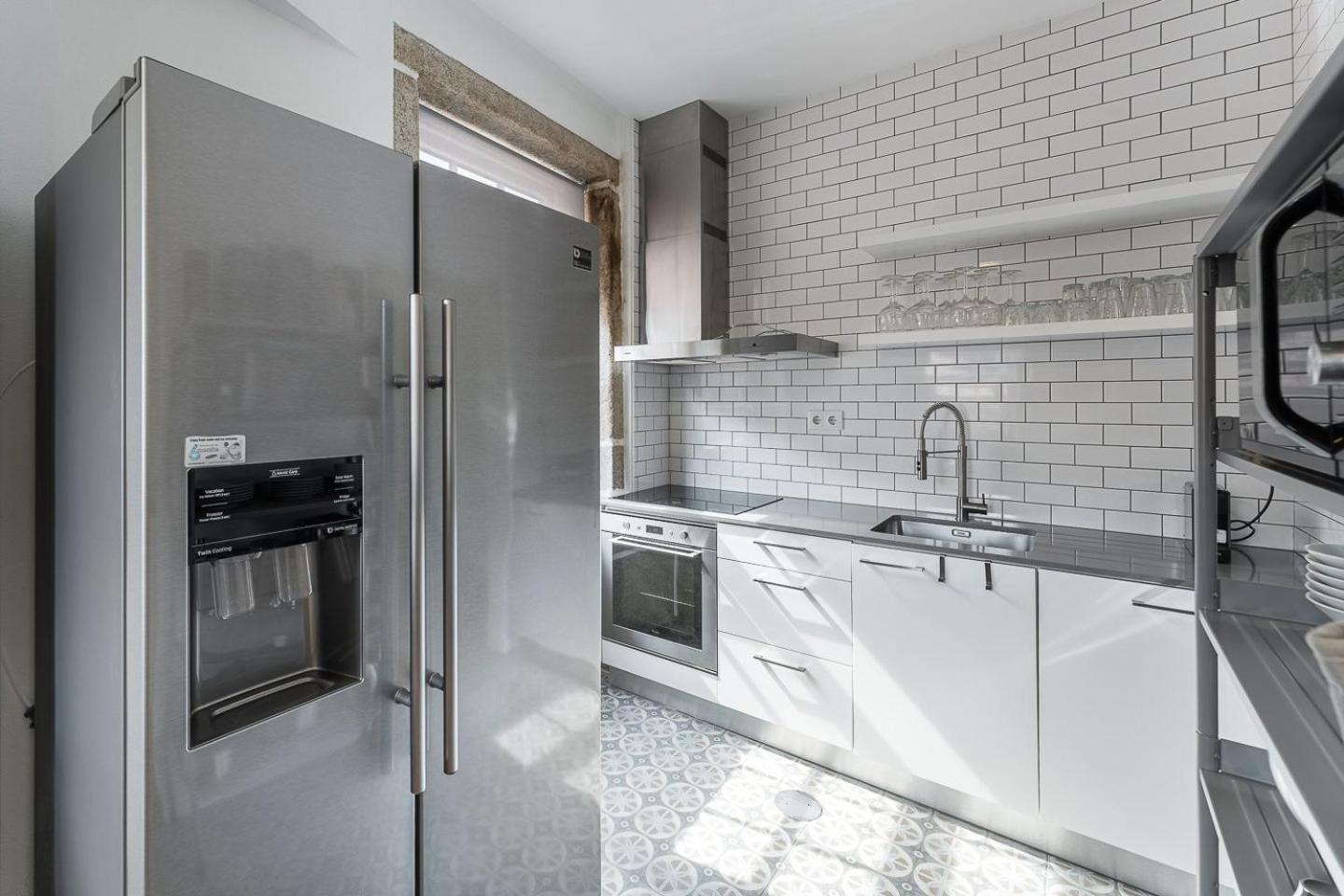 Guestready - Modern Duplex, Neo-Classical Building Porto Exterior photo